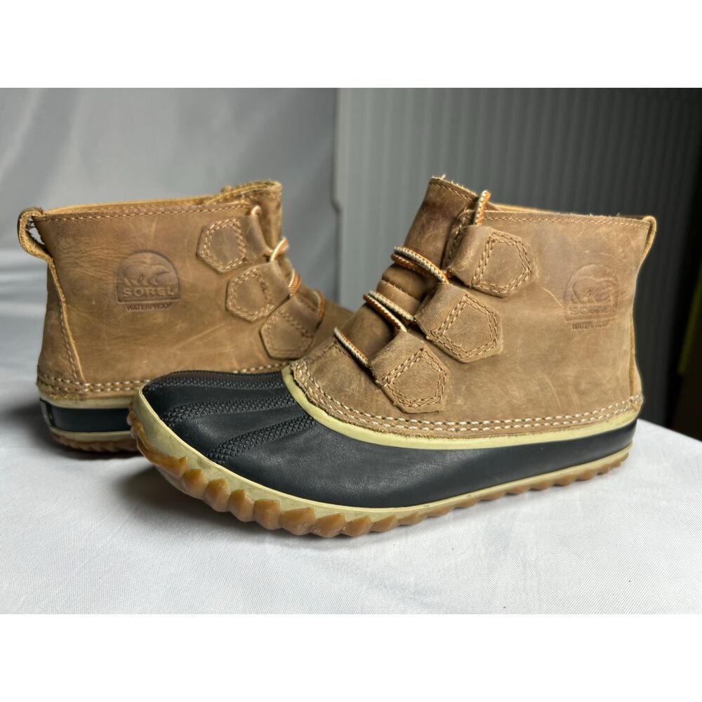 SOREL Out N' About Waterproof Nubuck Leather Upper camel brown women’s size 6